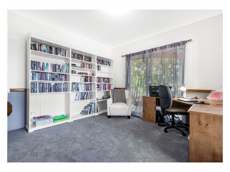 8 Major Court, Birkdale QLD 4159