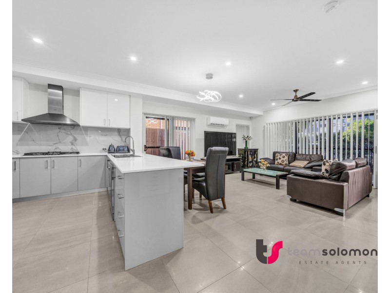 2/155 Middle Street, Cleveland QLD 4163