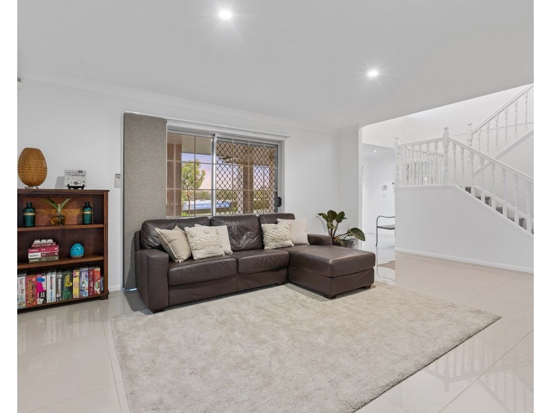 49 Bunker Road, Victoria Point QLD 4165