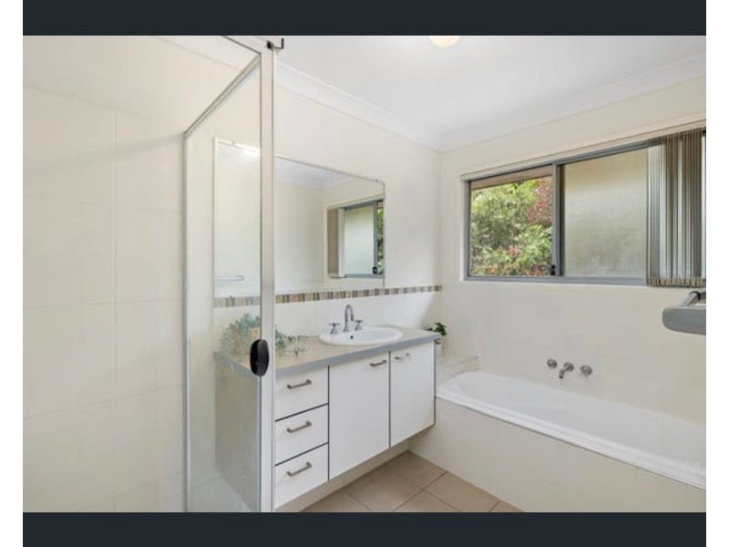 22 Keswick Place, Redland Bay QLD 4165