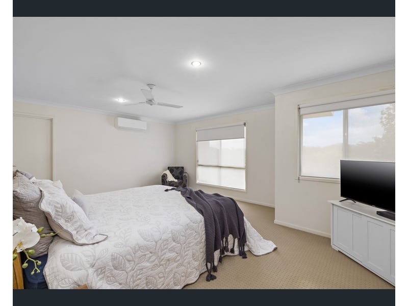 22 Keswick Place, Redland Bay QLD 4165