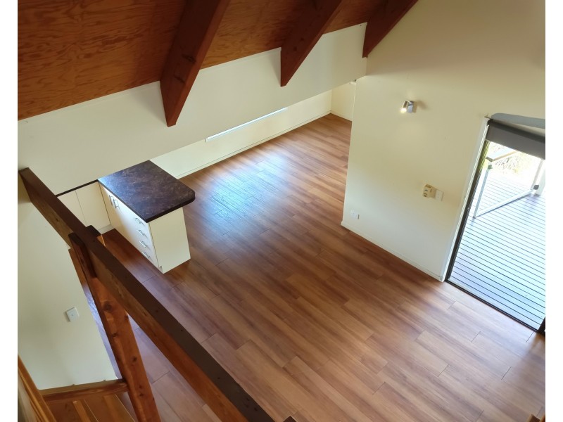 37 Phillips Street, Coochiemudlo Island QLD 4184