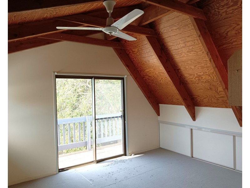 37 Phillips Street, Coochiemudlo Island QLD 4184