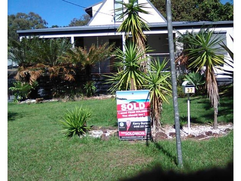 37 Phillips Street, Coochiemudlo Island QLD 4184