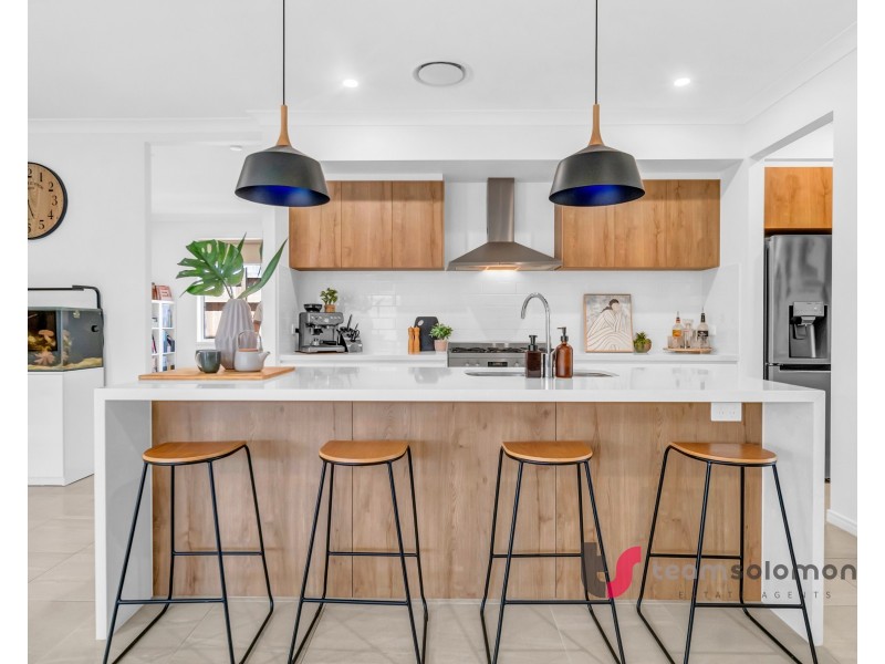 40 Woodside Way, Thornlands QLD 4164