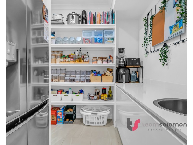 40 Woodside Way, Thornlands QLD 4164