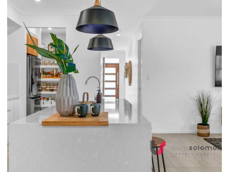 40 Woodside Way, Thornlands QLD 4164