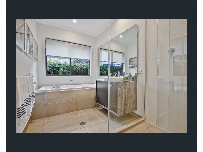 12 Seawater Street, Thornlands QLD 4164