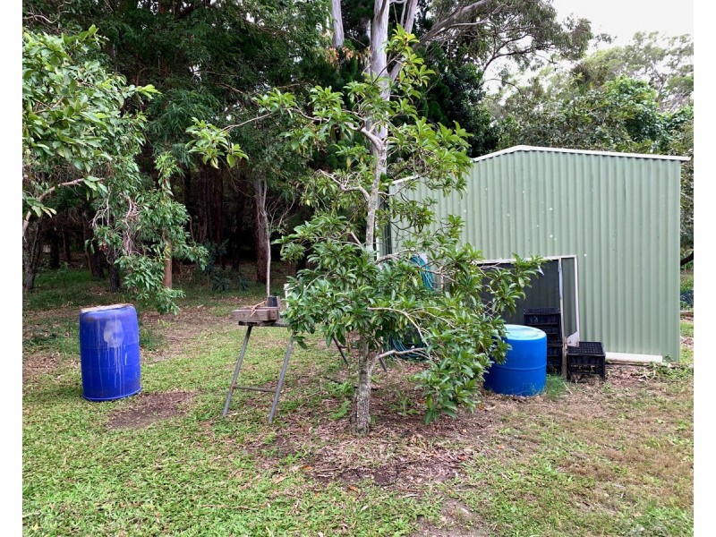 22-24 Mooroondu Street, Coochiemudlo Island QLD 4184