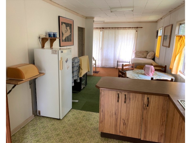 22-24 Mooroondu Street, Coochiemudlo Island QLD 4184