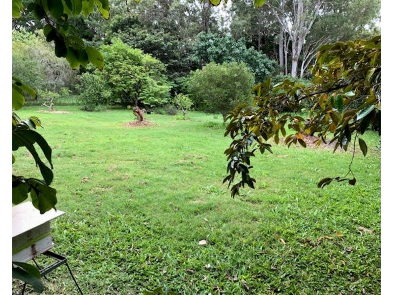 22-24 Mooroondu Street, Coochiemudlo Island QLD 4184