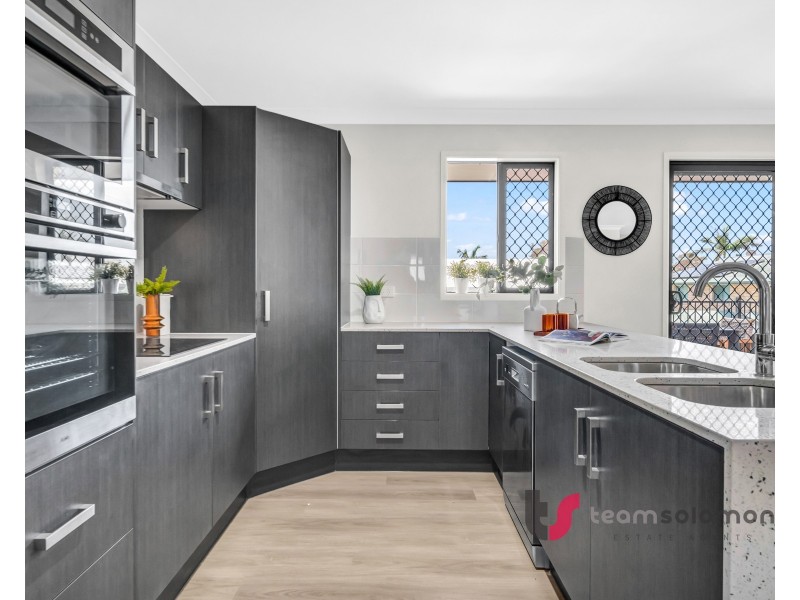 2/13 Yeo Street, Victoria Point QLD 4165