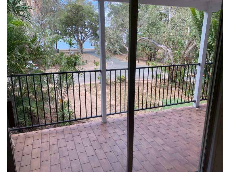 24 Victoria Parade, Coochiemudlo Island QLD 4184