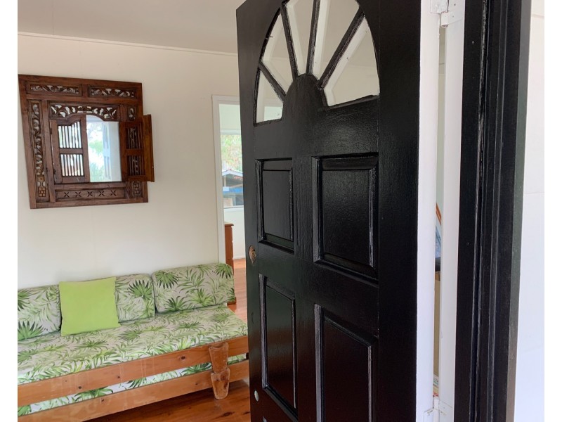 24 Victoria Parade, Coochiemudlo Island QLD 4184