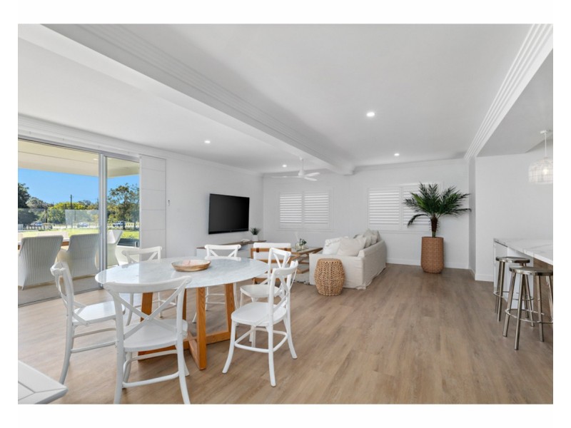 301 Cleveland Redland Bay Road, Thornlands QLD 4164