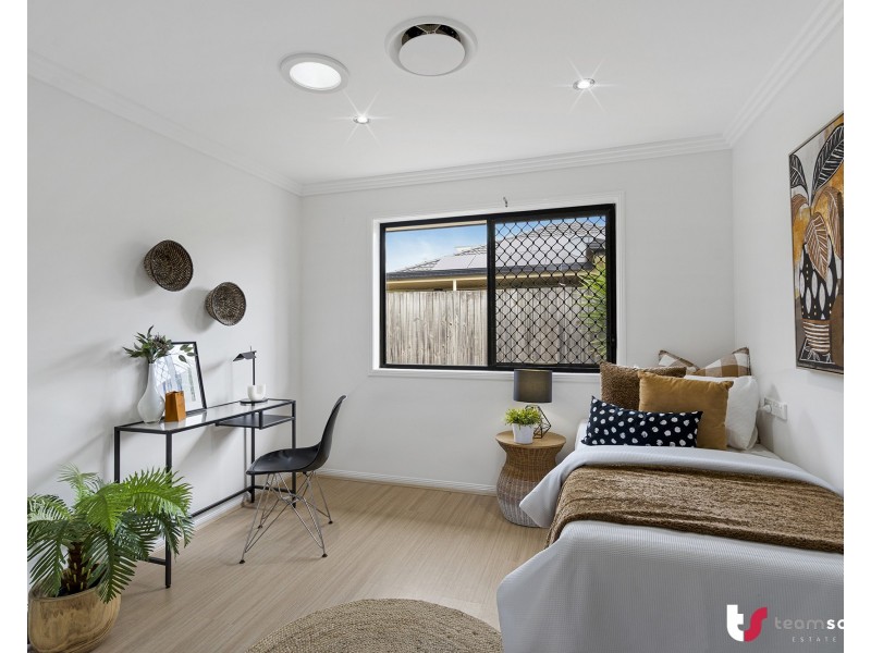 7 Kimbolton Drive, Redland Bay QLD 4165