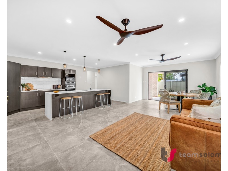 18 Mill Street, Redland Bay QLD 4165