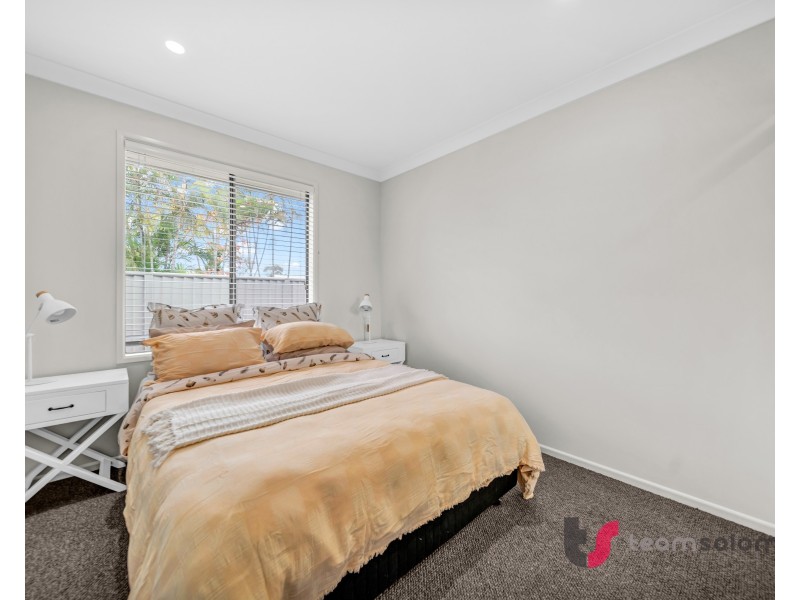 18 Mill Street, Redland Bay QLD 4165