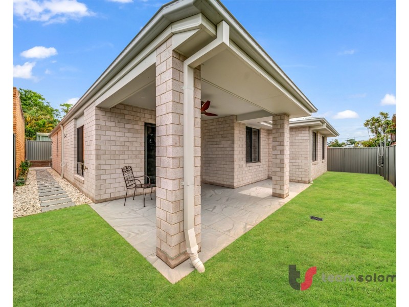 18 Mill Street, Redland Bay QLD 4165