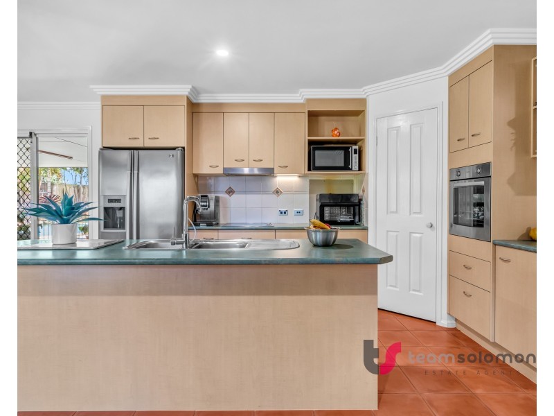 18 Malcomia Street, Redland Bay QLD 4165