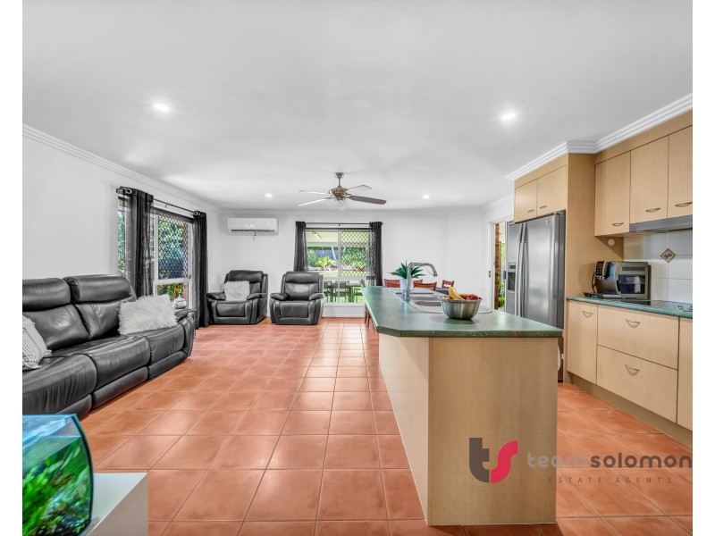 18 Malcomia Street, Redland Bay QLD 4165
