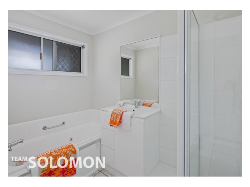 54b Valantine Road, Birkdale QLD 4159