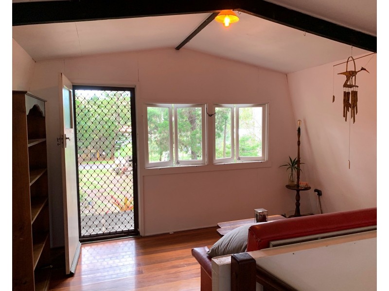 26 Perulpa Street, Coochiemudlo Island QLD 4184