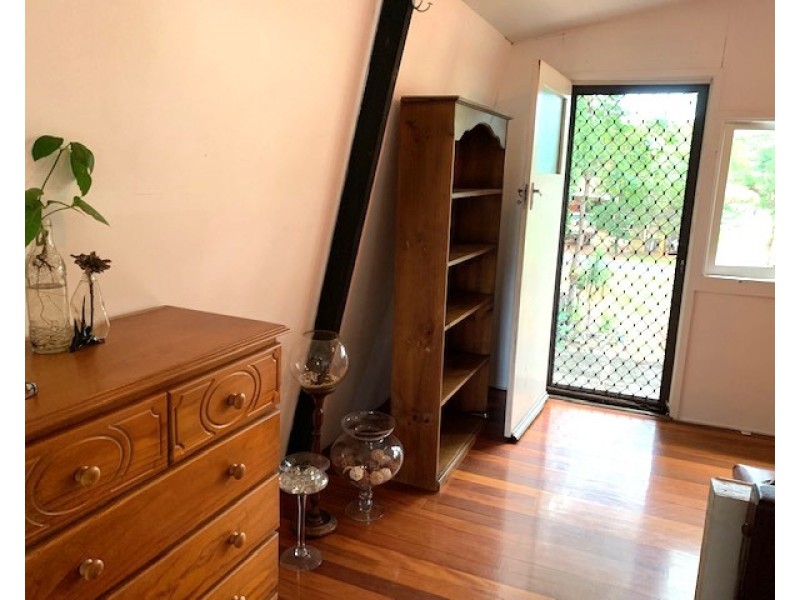 26 Perulpa Street, Coochiemudlo Island QLD 4184