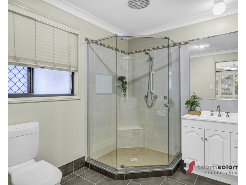 19 Creekwood Street, Victoria Point QLD 4165