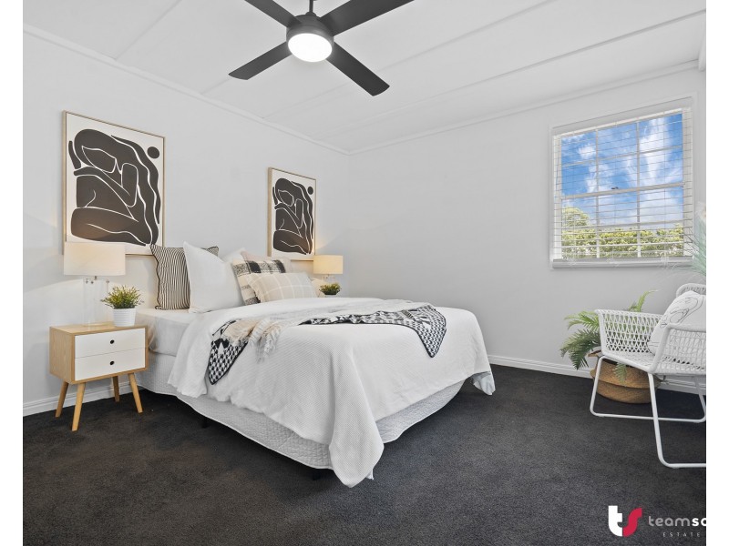 98 EAGLE HEIGHTS Road, Tamborine Mountain QLD 4272