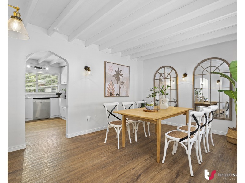 98 EAGLE HEIGHTS Road, Tamborine Mountain QLD 4272