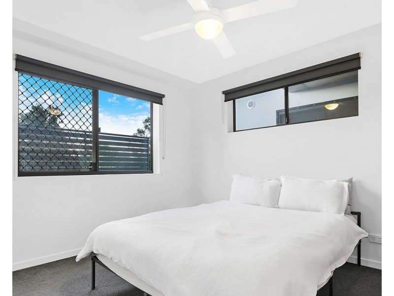 8/64 Tenby Street, Mount Gravatt QLD 4122