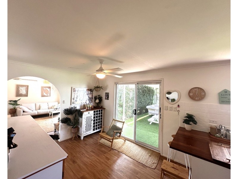 8 Camira Street, Alexandra Hills QLD 4161