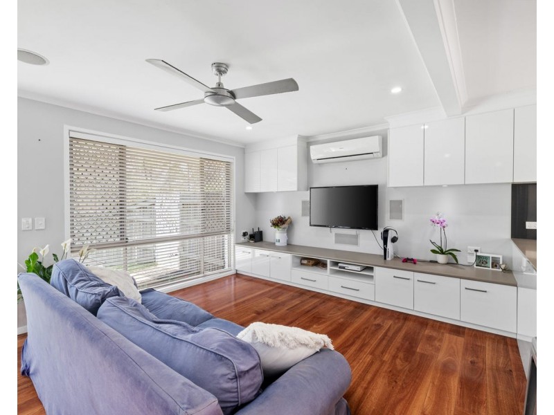 94 Crotona Road E, Alexandra Hills QLD 4161
