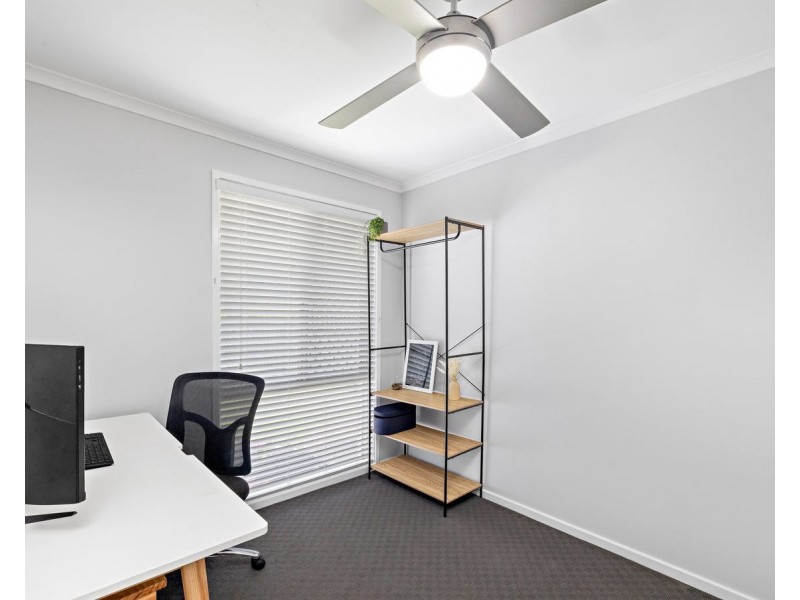 94 Crotona Road E, Alexandra Hills QLD 4161