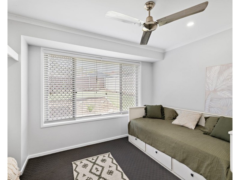 94 Crotona Road E, Alexandra Hills QLD 4161