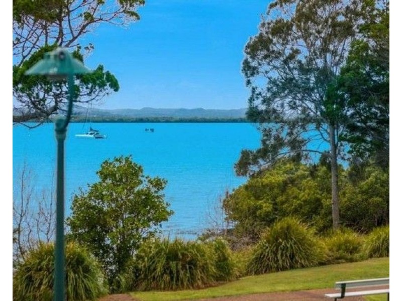 333 Esplanade, Redland Bay QLD 4165