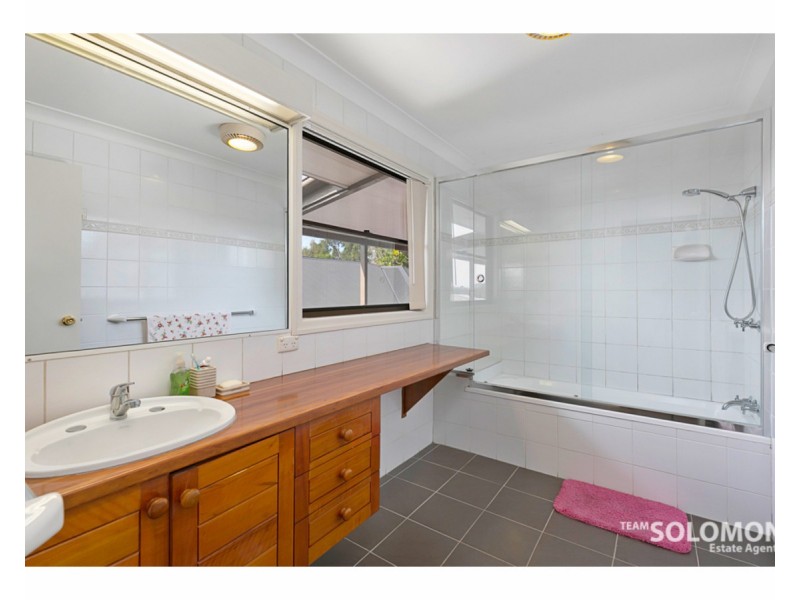 11 Francene Place, Birkdale QLD 4159