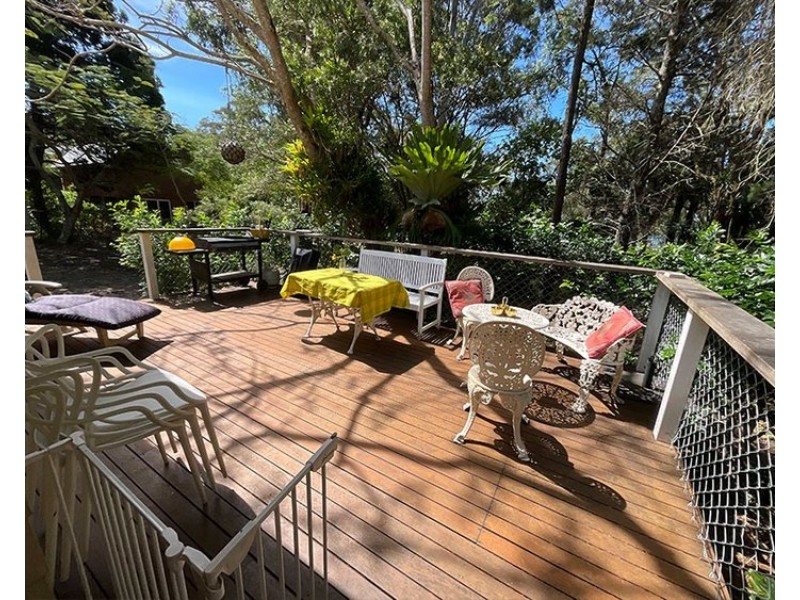 92 Elizabeth Street, Coochiemudlo Island QLD 4184