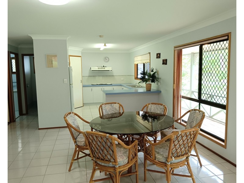 180 Victoria Parade North, Coochiemudlo Island QLD 4184