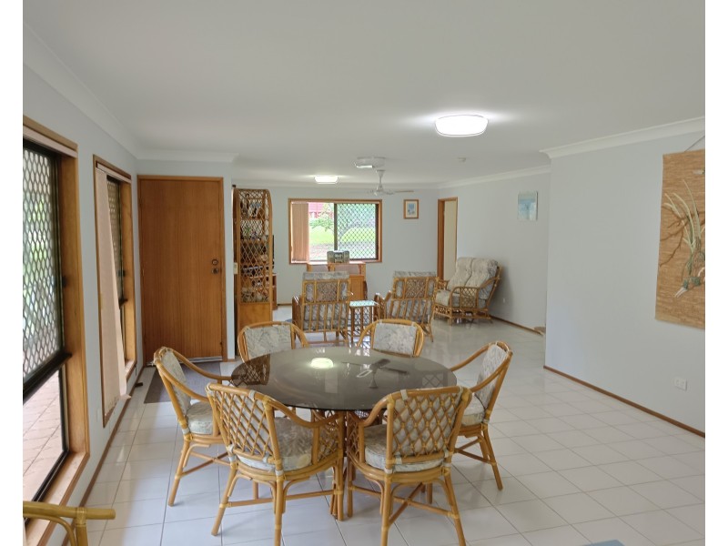 180 Victoria Parade North, Coochiemudlo Island QLD 4184