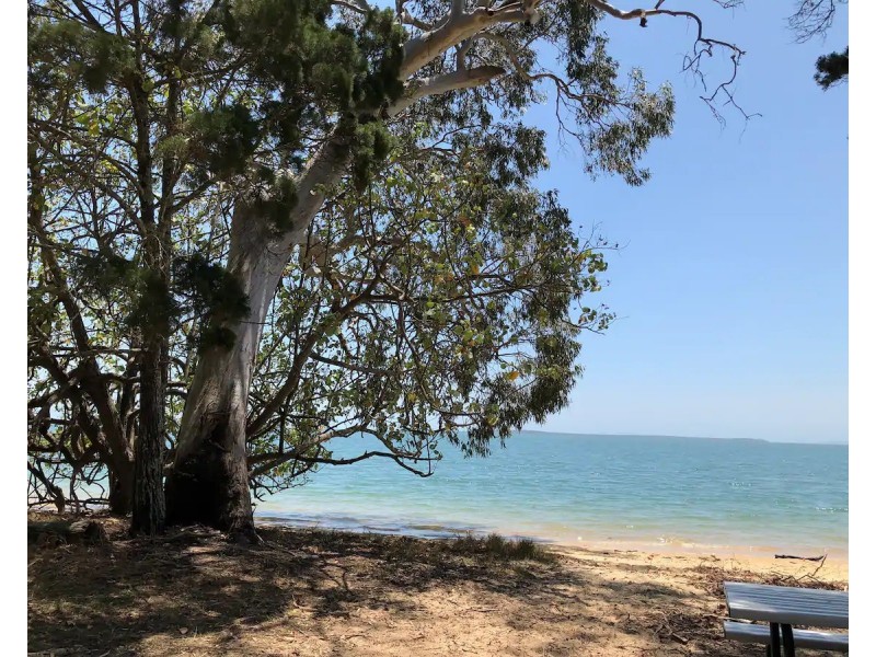 64 Elizabeth Street, Coochiemudlo Island QLD 4184