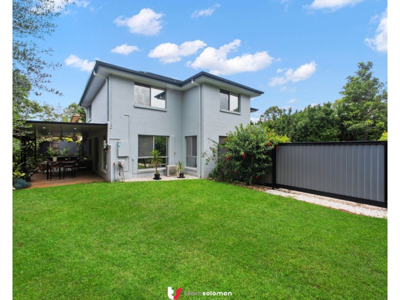 2 Shaw Place, Redland Bay QLD 4165