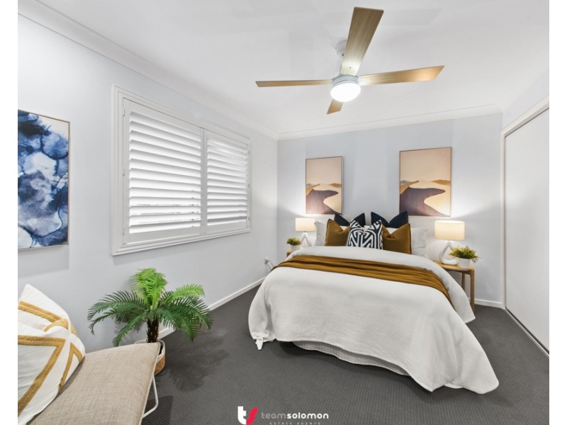 2 Shaw Place, Redland Bay QLD 4165