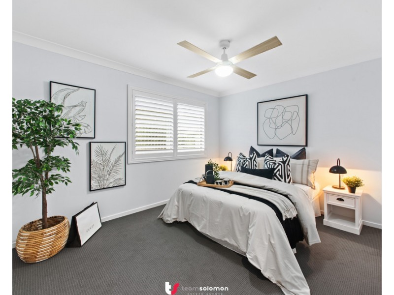 2 Shaw Place, Redland Bay QLD 4165