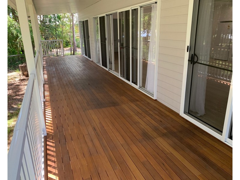 1 Cypress Street, Coochiemudlo Island QLD 4184