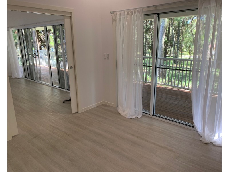 1 Cypress Street, Coochiemudlo Island QLD 4184