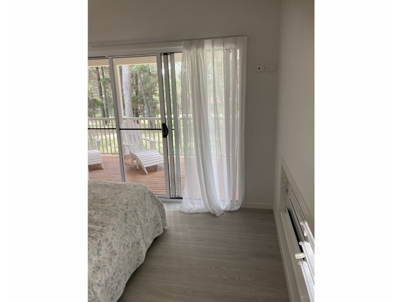 1 Cypress Street, Coochiemudlo Island QLD 4184