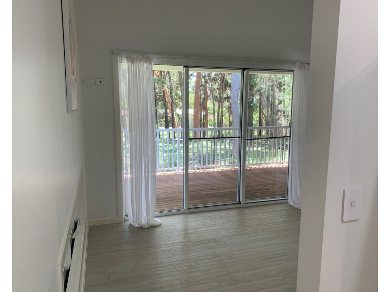 1 Cypress Street, Coochiemudlo Island QLD 4184