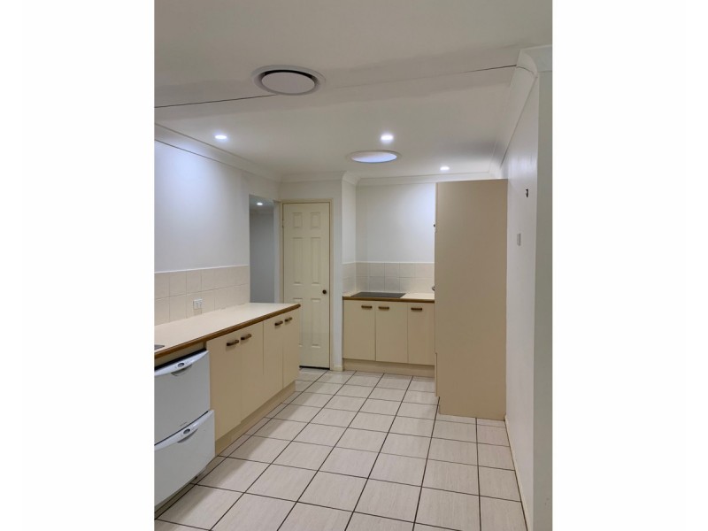 102 Channel Street South, Cleveland QLD 4163